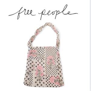 Free People | Floral Cloth Tote Bag w/ Pink Florals